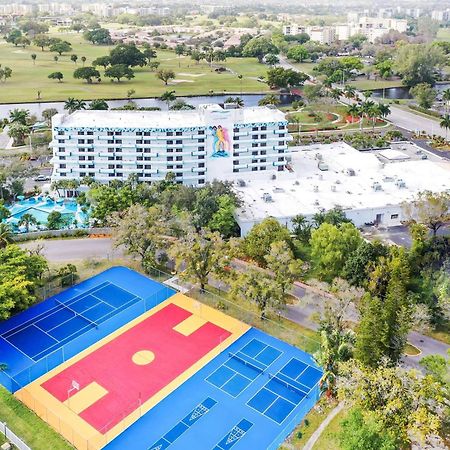 Chateau Mar Golf Resort, Trademark Collection By Wyndham Lauderhill Dış mekan fotoğraf